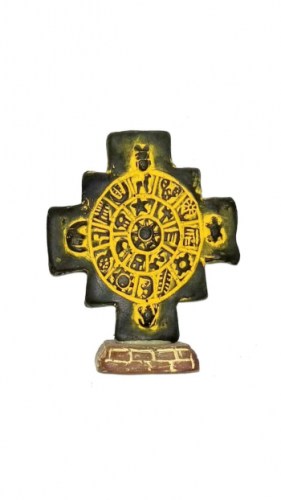 Andean-cross-with-lime-colored-Andean-details-313