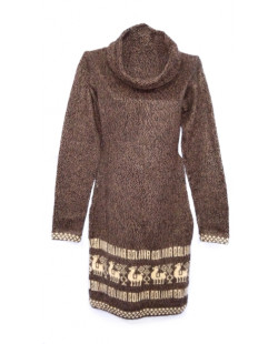 Alpaca wool dress with Andean decorations