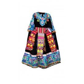 Tinku women's dance suit with andean details and aguayo